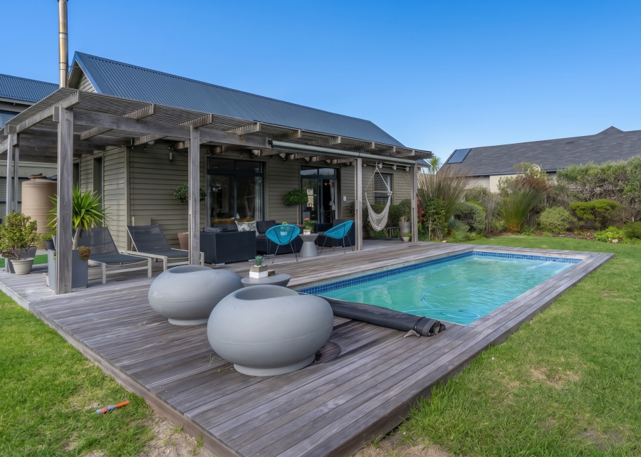 To Let 3 Bedroom Property for Rent in Lake Michelle Western Cape